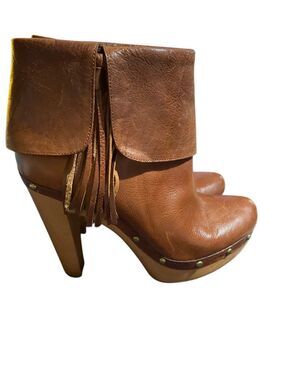 INC women’s brown fringe, Y2K Vida, brown leather boots, 10